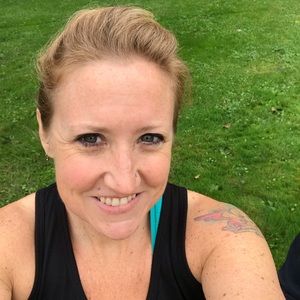 Meet your Posher, Damienne